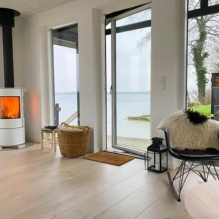 Secluded House With View Over Kertinge Nor Vakantiehuis *
